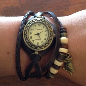 NWOT Visei Multi strapped Watch